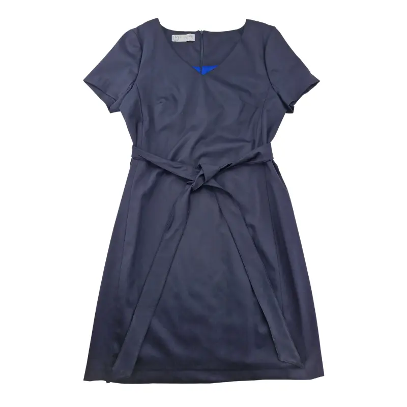 Robe col V ceinturé